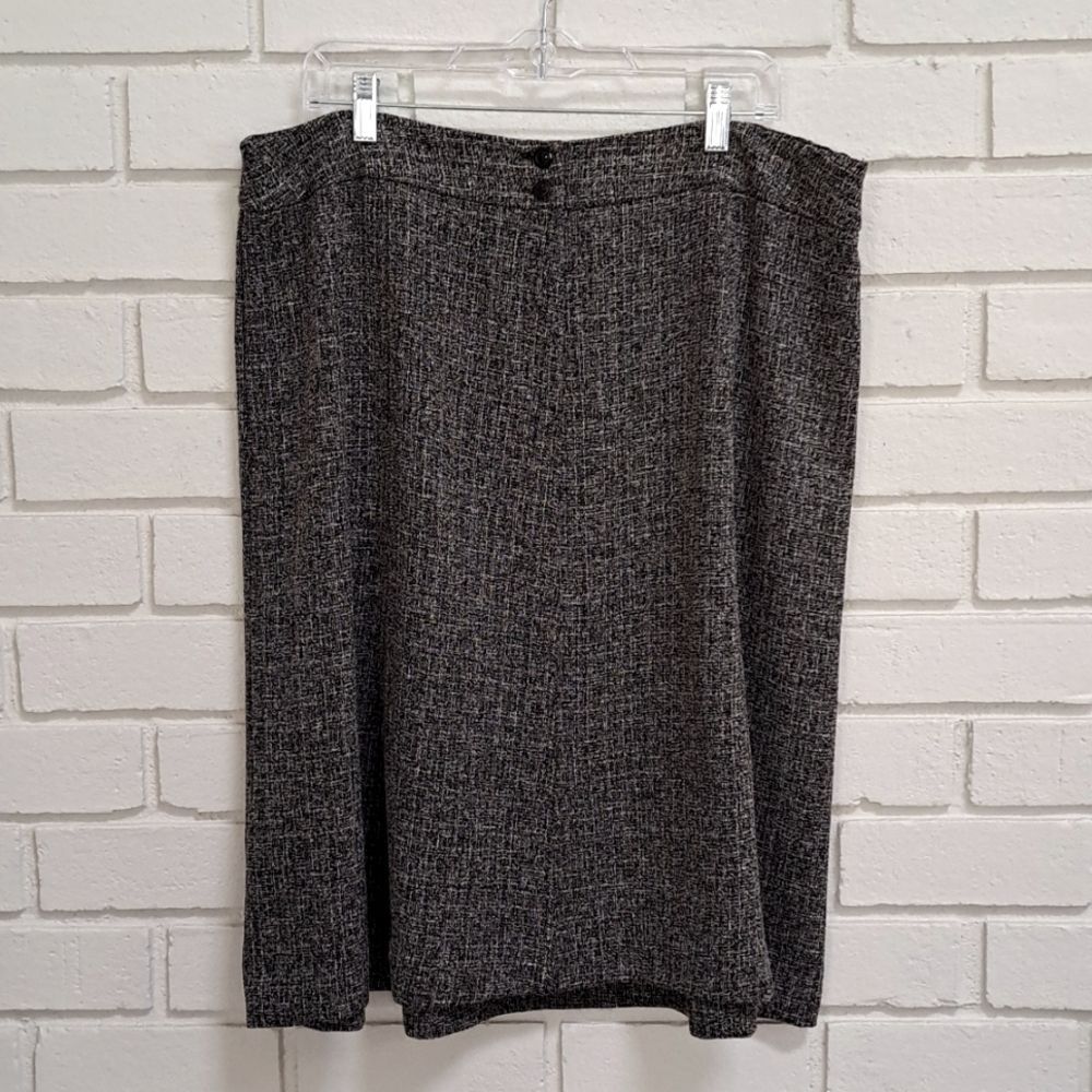 Sag Harbor Black/Gray Business Skirt. Size 18 Nwot